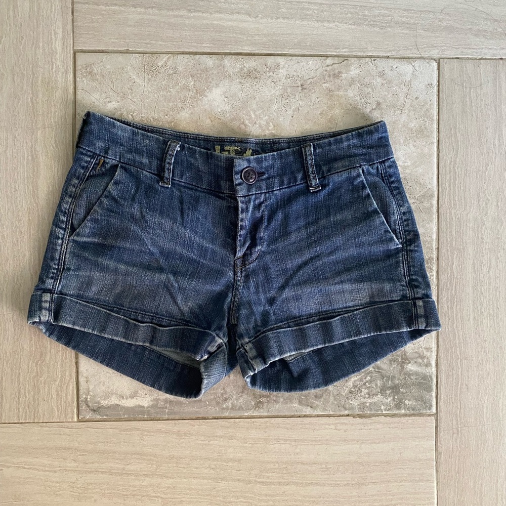 ! It Denim Jean Cuffed Shorts women size 27